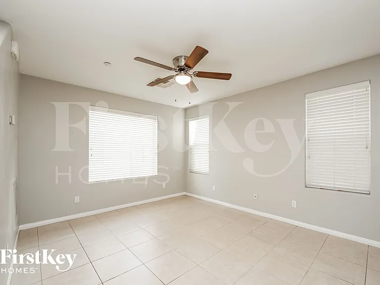 8936 Amy Olivia Ave — Photo 9