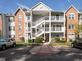 15 Versailles Ct, Hamilton, NJ 08619