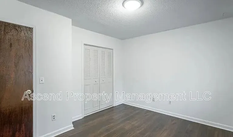 5822 Moody Sawyer Rd #B — Photo 21