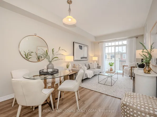 269 Georgian Dr #312, Oakville, ON L6H 0L1