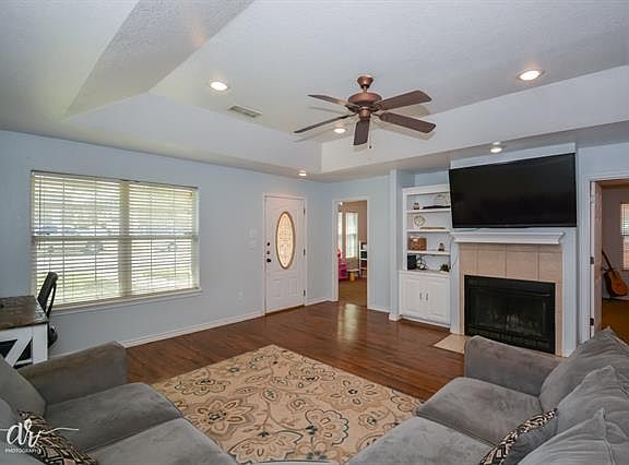 4th image of 806 Eastover Dr