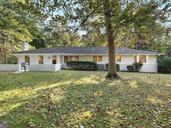 7330 Hunters Branch Dr NE, Sandy Springs, GA 30328