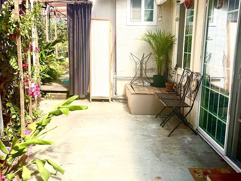 1041 El Dorado Ave #A — Photo 8