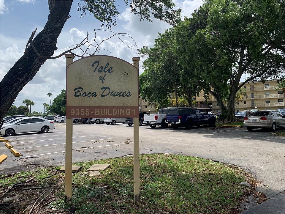 1st image of 9355 SW 8th Street #321