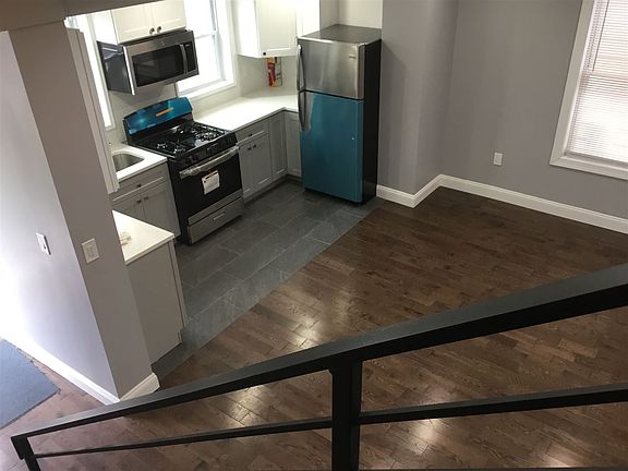 5th image of 693 Communipaw Ave