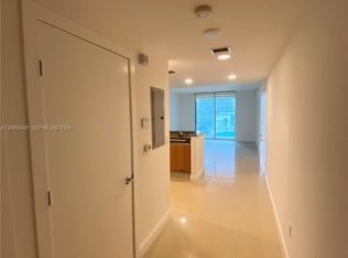 1060 Brickell Ave APT 1413, Miami, FL 33131