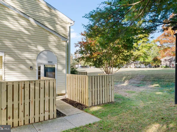 18260 Rolling Meadow Way #24, Olney, MD 20832
