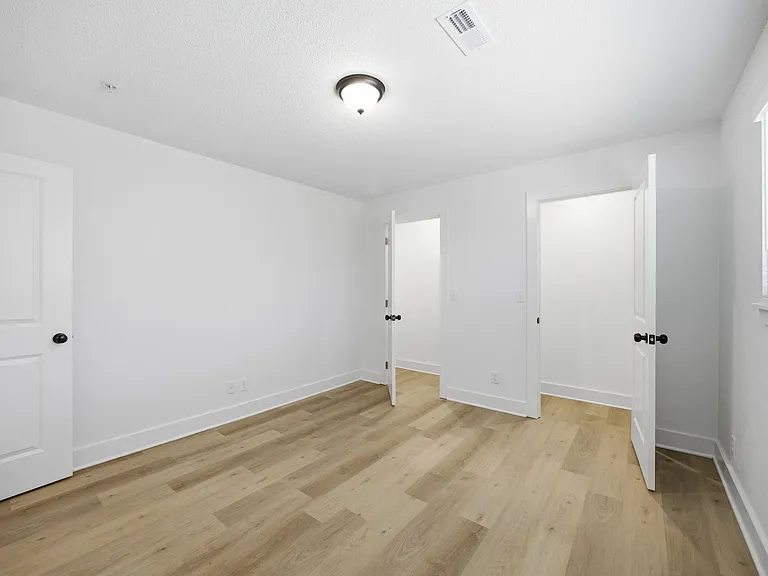 2903 15th Ave #203 — Photo 19