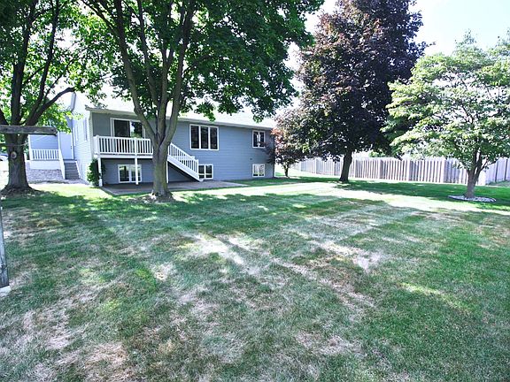 4th image of 4124 Honeyvale Dr SW
