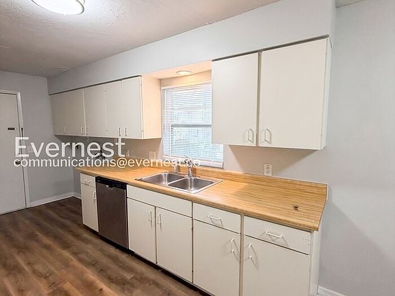5th image of 2638 Teal Ave