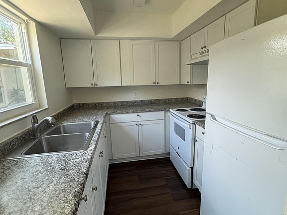 2nd image of 4331 Glenwood Ave #11216831