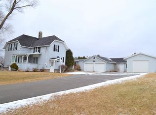 4605 Stark Rd, Denmark, WI 54208