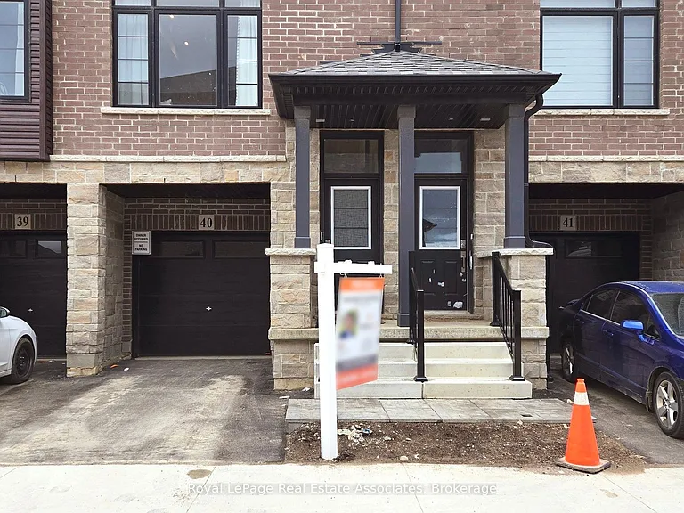 461 Blackburn Dr #40 — Photo 4