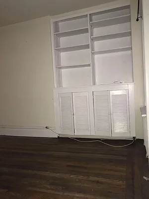 Rented by Aryeh Realty | media 11