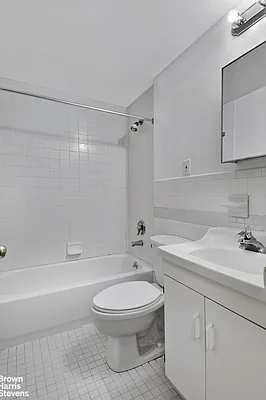 Rented by Brown Harris Stevens | media 4