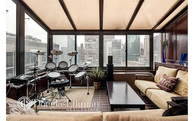 Sold by Douglas Elliman | media 17