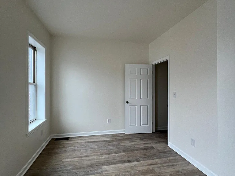 310 S Penn St — Photo 4