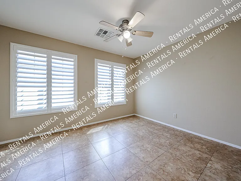 8918 E Indiana Ave — Photo 14