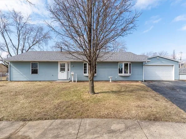 2457 S Marquette Ct, Decatur, IL 62521