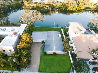 1821 Lincoln Dr #3, Sarasota, FL 34236