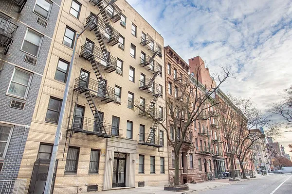 Rented by Gatsby Enterprises, LLC | media 12