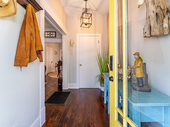 5th image of 3721 Avenue N 1/2