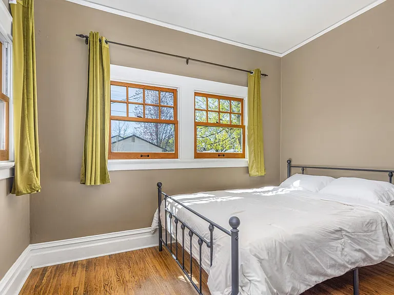 2323 W Regan Ave — Photo 20