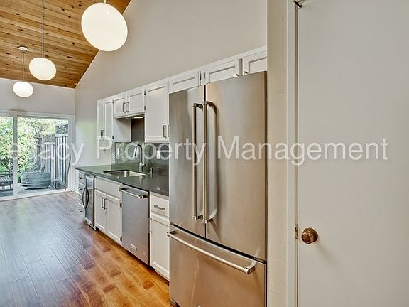 5th image of 4271 Poncedrive