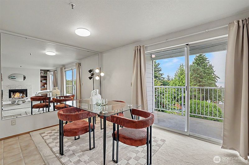 3rd image of 28610 16th Avenue S #202