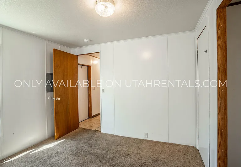440 W Main St #8 — Photo 16