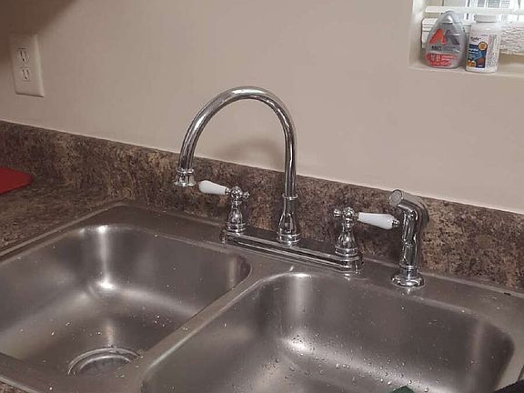 4th image of 119 Lilli Ln