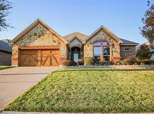 10928 Golfview Way, Benbrook, TX 76126