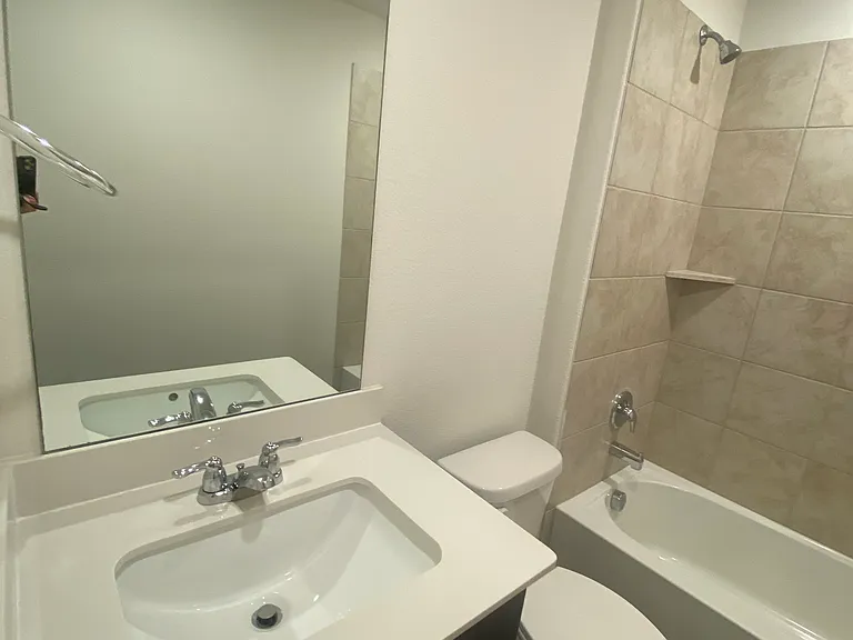 4005 Waterford Dr — Photo 26