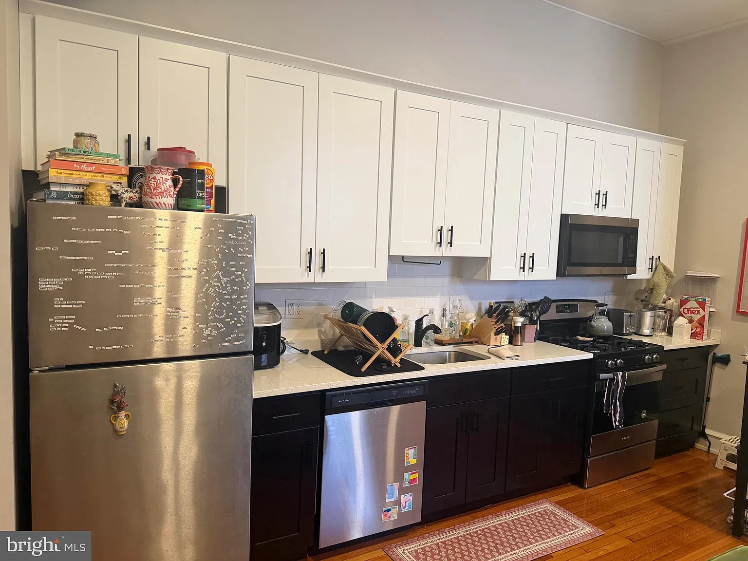 2 bed, 1000 sqft, $2,500 — Photo 2