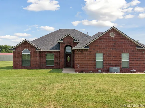 19854 E 470th Rd, Claremore, OK 74019