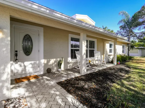 8963 SE Ceres Street, Hobe Sound, FL 33455
