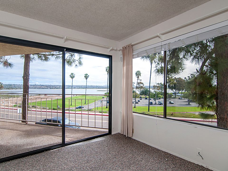 1st image of 3770 Crown Point Dr Unit 203