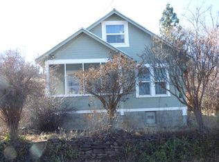 24806 Long St, Fall River Mills, CA 96028
