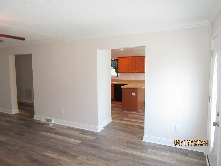 2130-HWY 111th — Photo 9