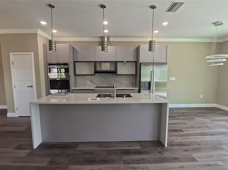 1835 Brentwood Ct — Photo 13