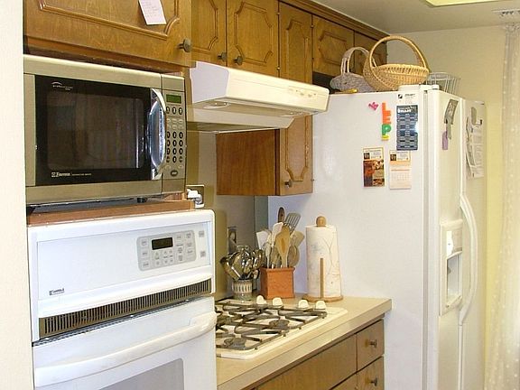 5th image of 14606 Southern Pines Dr