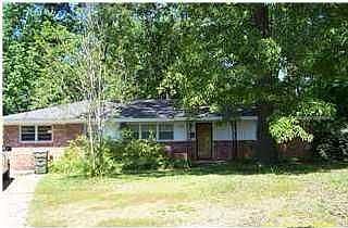 2nd image of 729 Green Ridge Rd