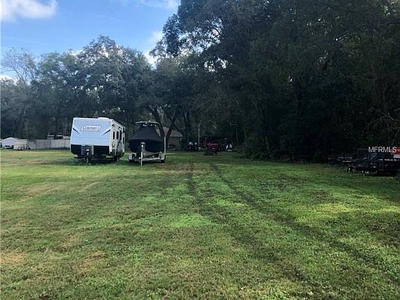 4th image of 1509 Shannon Ave