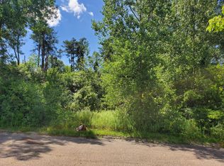 15 Buck Hill Rd, Burnsville, MN 55306