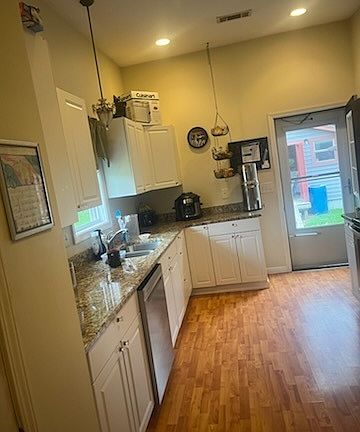5th image of 40 Shannon Rd NE