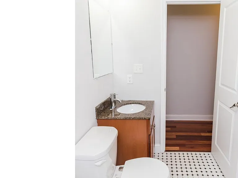 931 N 19th St #1 — Photo 12
