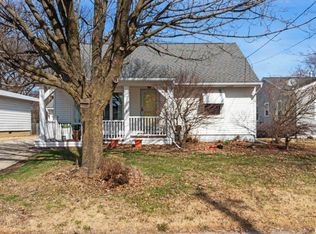 18 Lauterbach Dr, Bartonville, IL