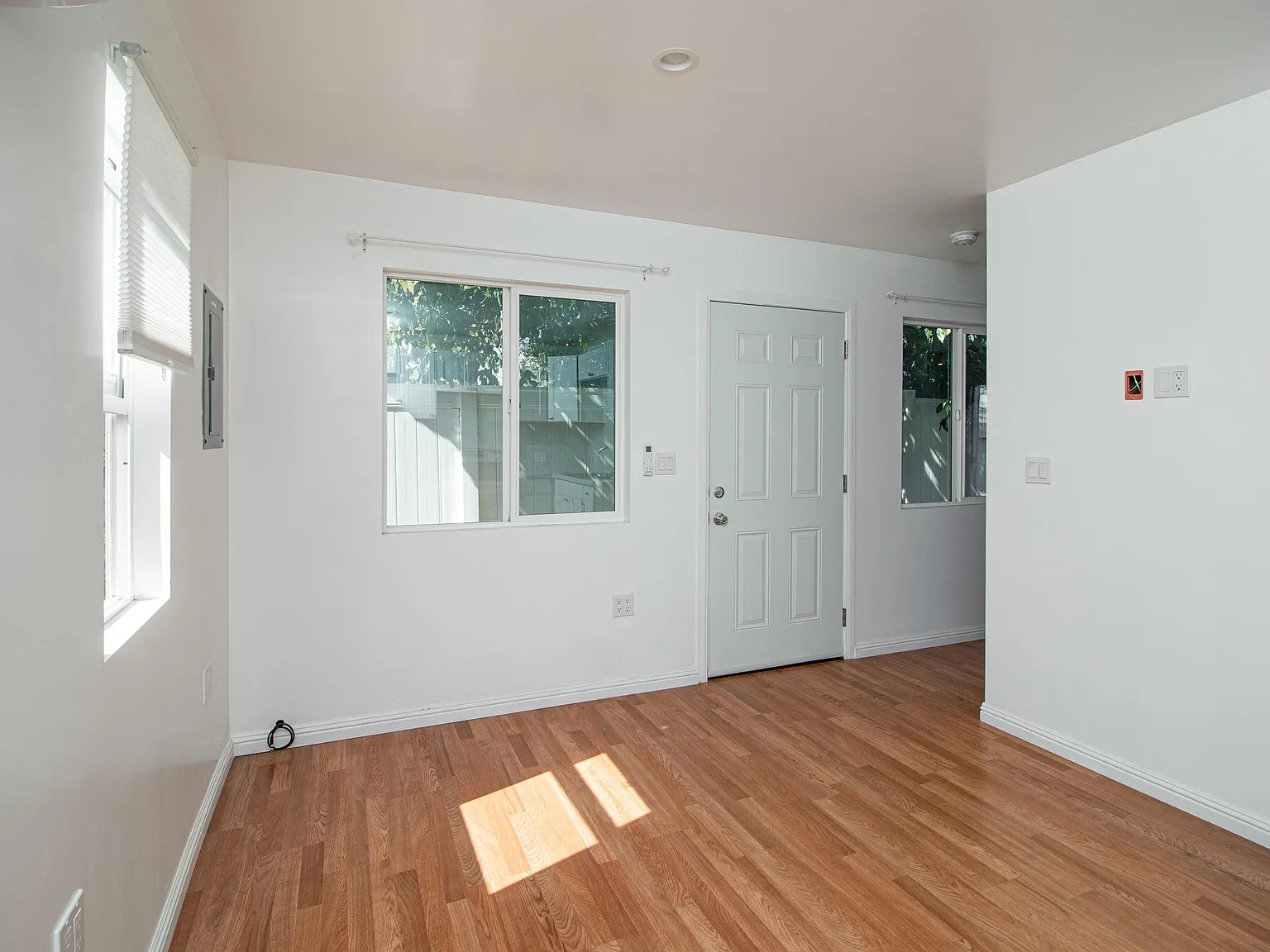 5342 Emporia Avenue - Back - A — Photo 2