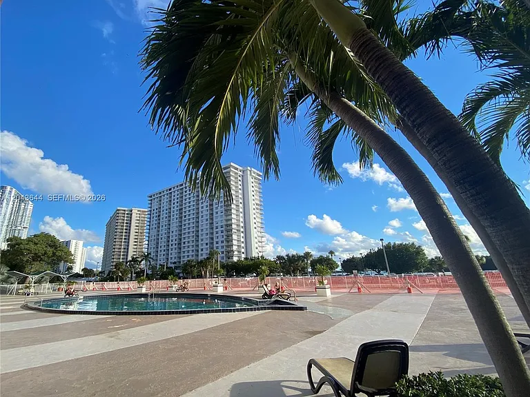400 Kings Point Dr #411 — Photo 30