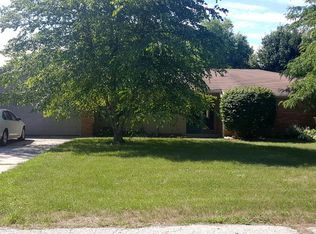 3432 Elmwood Dr N, Elmwood Park, WI 53405